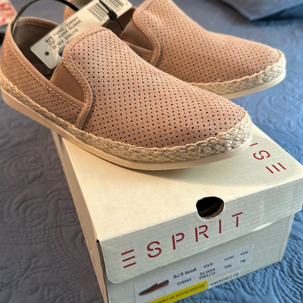Pale pink perforated suede and rope casual espadrilles. New with tag .